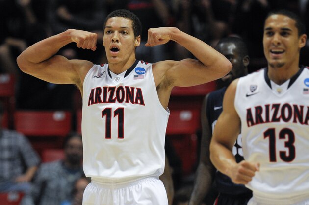 during the first half of a third-round game in the NCAA college basketball tournament Sunday, March 23, 2014, in San Diego. (AP Photo/Denis Poroy)