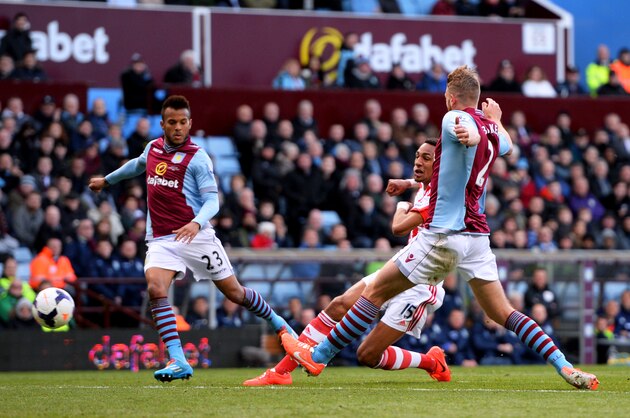 BIRMINGHAM, ENGLAND - MARCH 23:  Steven N'Zonzi of Stoke scores his team's third goal during the Barclays Premier League match between Aston Villa and Stoke City at Villa Park on March 23, 2014 in Birmingham, England.  (Photo by Michael Regan/Getty Images)