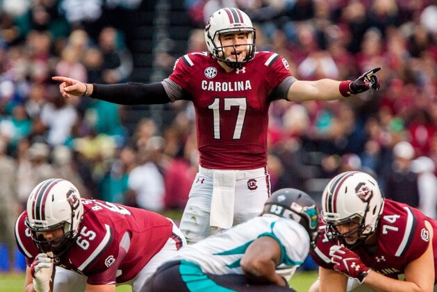 Nov 23, 2013; Columbia, SC, USA; South Carolina Gamecocks quarterback Dylan Thompson (17) calls the play at the line against the Coastal Carolina Chanticleers in the second half at Williams-Brice Stadium. Mandatory Credit: Jeff Blake-USA TODAY