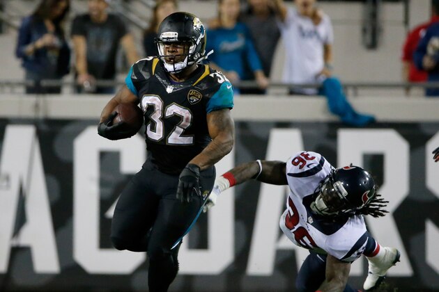 JACKSONVILLE, FL - DECEMBER 05: Maurice Jones-Drew #32 of the Jacksonville Jaguars runs past D.J. Swearinger #36 of the Houston Texans during the game at EverBank Field on December 5, 2013 in Jacksonville, Florida. (Photo by Sam Greenwood/Getty Images) JACKSONVILLE, FL - DECEMBER 05: Maurice Jones-Drew #32 of the Jacksonville Jaguars runs past D.J. Swearinger #36 of the Houston Texans during the game at EverBank Field on December 5, 2013 in Jacksonville, Florida. (Photo by Sam Greenwood/Getty Images)