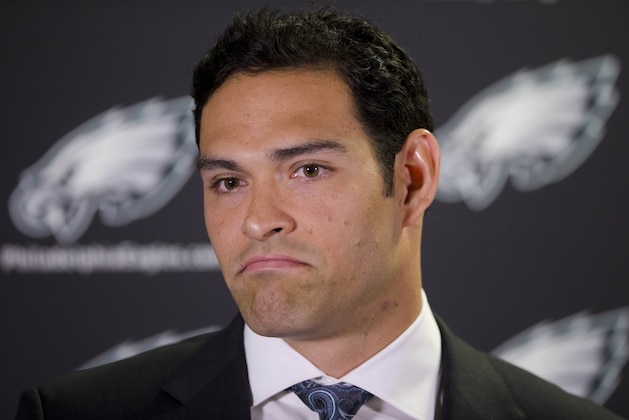 Philadelphia Eagles quarterback Mark Sanchez speaks during a news conference at the NFL football team's training facility, Friday, March 28, 2014, in Philadelphia. Sanchez agreed to a one-year contract with the Eagles after the New York Jets signed Michael Vick last Friday. (AP Photo/Matt Rourke) Philadelphia Eagles quarterback Mark Sanchez speaks during a news conference at the NFL football team's training facility, Friday, March 28, 2014, in Philadelphia. Sanchez agreed to a one-year contract with the Eagles after the New York Jets signed Michael Vick last Friday. (AP Photo/Matt Rourke)