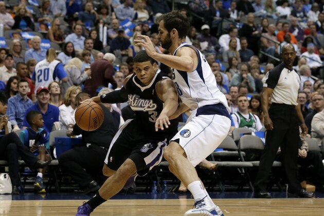 Sacramento Kings' Ray McCallum (3) moves to the basket against Dallas Mavericks' Jose Calderon of Spain during an NBA basketball game, Saturday, March 29, 2014, in Dallas. (AP Photo/Tony Gutierrez) Sacramento Kings' Ray McCallum (3) moves to the basket against Dallas Mavericks' Jose Calderon of Spain during an NBA basketball game, Saturday, March 29, 2014, in Dallas. (AP Photo/Tony Gutierrez)