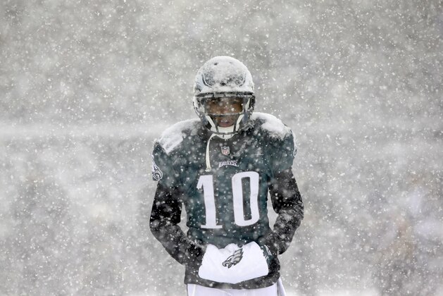 Philadelphia Eagles' DeSean Jackson stands on the field during the first half of an NFL football game between the Philadelphia Eagles and the Detroit Lions, Sunday, Dec. 8, 2013, in Philadelphia. (AP Photo/Michael Perez) Philadelphia Eagles' DeSean Jackson stands on the field during the first half of an NFL football game between the Philadelphia Eagles and the Detroit Lions, Sunday, Dec. 8, 2013, in Philadelphia. (AP Photo/Michael Perez)