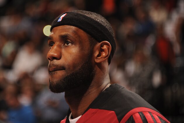 AUBURN HILLS, MI - MARCH 28:  LeBron James #6 of the Miami Heat warms up before the game against the Detroit Pistons on March 28, 2014 at The Palace of Auburn Hills in Auburn Hills, Michigan. NOTE TO USER: User expressly acknowledges and agrees that, by downloading and/or using this photograph, User is consenting to the terms and conditions of the Getty Images License Agreement.  Mandatory Copyright Notice: Copyright 2014 NBAE (Photo by Dan Lippitt/NBAE via Getty Images)