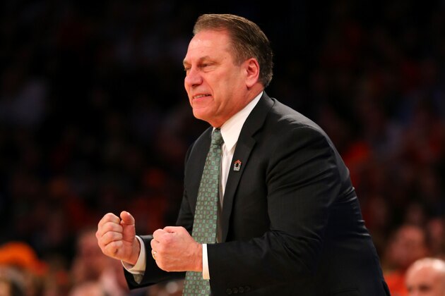 NEW YORK, NY - MARCH 28:  Head coach Tom Izzo of the Michigan State Spartans shouts from the bench against the Virginia Cavaliers during the regional semifinal of the 2014 NCAA Men's Basketball Tournament at Madison Square Garden on March 28, 2014 in New York City.  (Photo by Elsa/Getty Images)