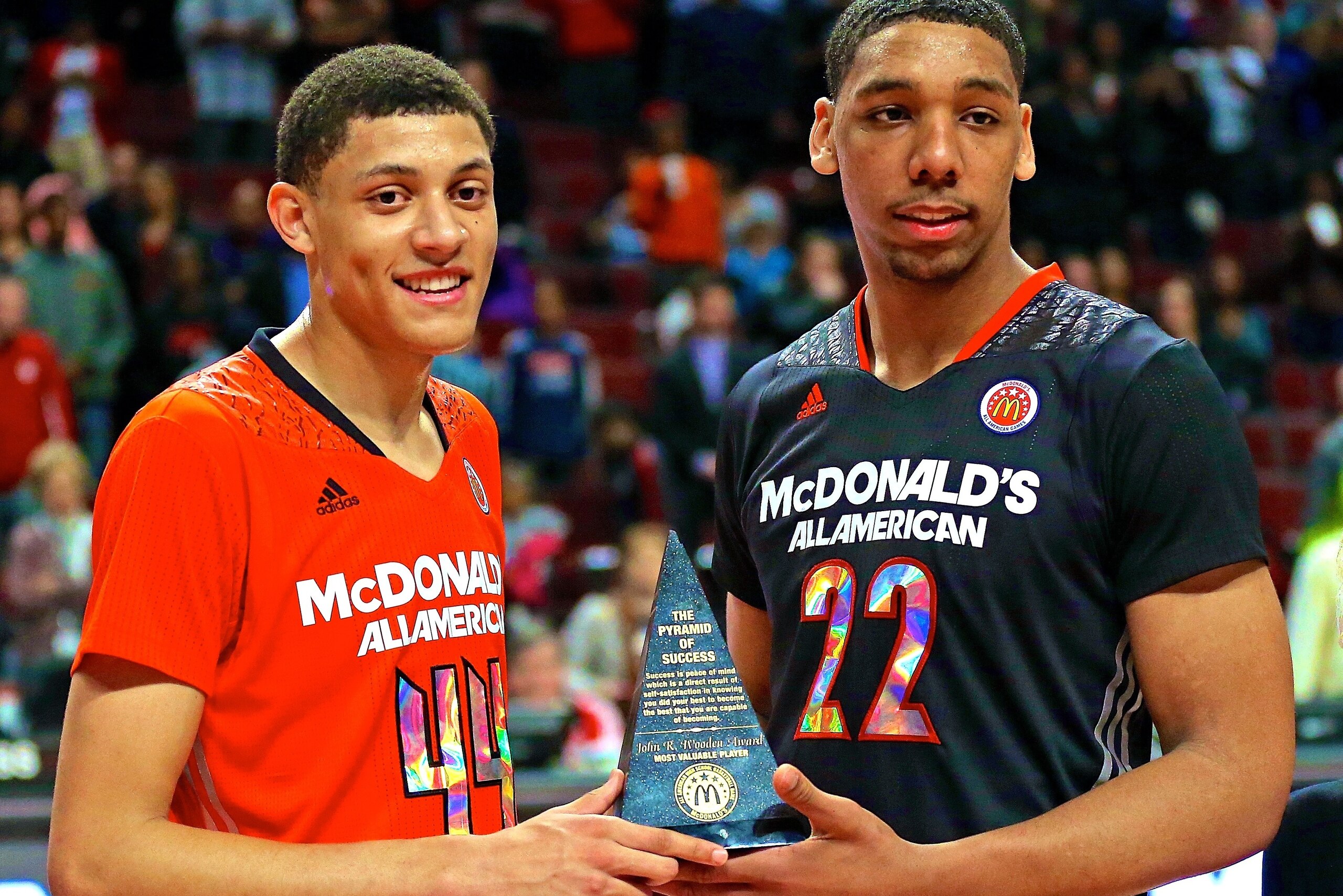McDonald's West All-American Jahlil Okafor, left, fouls McDonald's East All-American Cliff Alexander during the second half of the McDonald's All-American boy's basketball game Wednesday, April 2, 2014, in Chicago . The West won 105-102. (AP Photo/Charles Rex Arbogast)