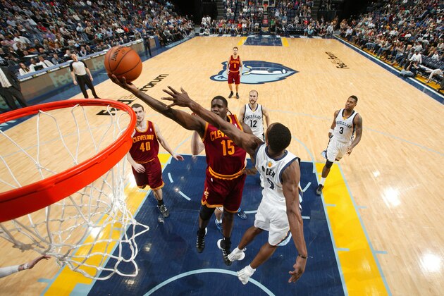 MEMPHIS, TN - MARCH 1: Anthony Bennett #15 of the Cleveland Cavaliers shoots against the Memphis Grizzlies on March 1, 2014 at FedExForum in Memphis, Tennessee. NOTE TO USER: User expressly acknowledges and agrees that, by downloading and or using this photograph, User is consenting to the terms and conditions of the Getty Images License Agreement. Mandatory Copyright Notice: Copyright 2014 NBAE (Photo by Joe Murphy/NBAE via Getty Images)