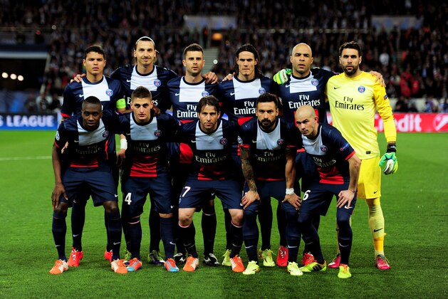 PARIS, FRANCE - APRIL 02:  The PSG team pose for the cameras prior to kickoff during the UEFA Champions League quarter final, first leg match between Paris Saint Germain and Chelsea at Parc des Princes on April 2, 2014 in Paris, France.  (Photo by Shaun Botterill/Getty Images)