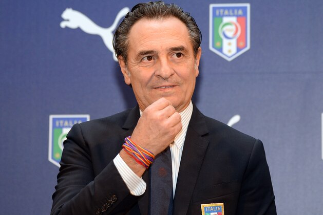 MILAN, ITALY - MARCH 03:  Italy head coach Cesare Prandelli speaks to the media during the unveiling of the new Italy team kit at Malpensa Airport on March 3, 2014 in Milan, Italy.  (Photo by Claudio Villa/Getty Images)