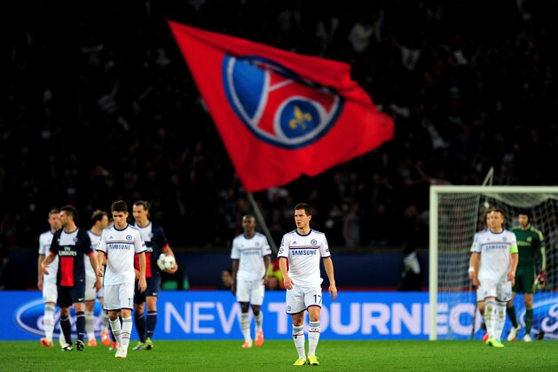 PARIS, FRANCE - APRIL 02:  Dejected Chelsea players look on after conceding a second goal during the UEFA Champions League quarter final, first leg match between Paris Saint Germain and Chelsea at Parc des Princes on April 2, 2014 in Paris, France.  (Photo by Shaun Botterill/Getty Images)
