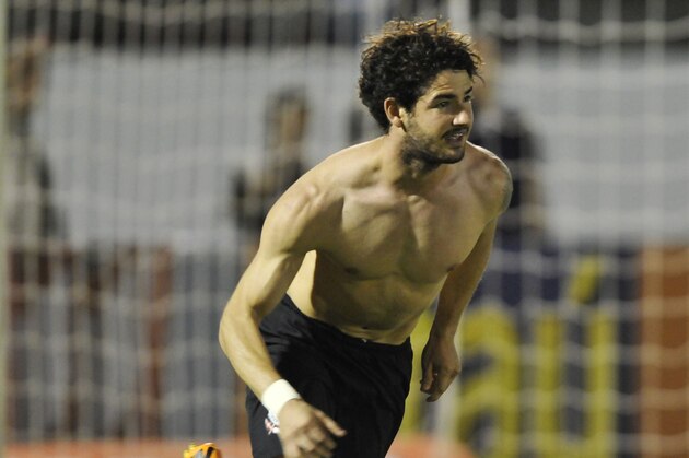 ARARAQUARA, BRAZIL - NOVEMBER 10: Alexandre Pato of Corinthians celebrates a scored goal during the match between Corinthians and Fluminense for the Brazilian Series A 2013 on November 10, 2013 in Araraquara, Brazil. (Photo by Helio Suenaga/Getty Images)