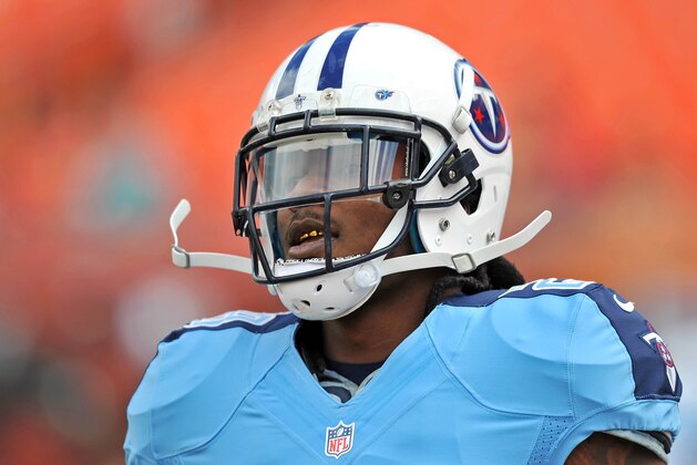 Nov.11, 2012;  Miami, FL, USA; Tennessee Titans running back Chris Johnson (28) warms up before a game against the Miami Dolphins at Sun Life Stadium. Mandatory Credit: Steve Mitchell-USA TODAY Sports