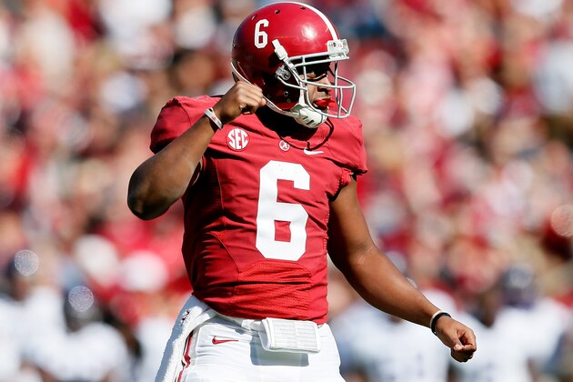 TUSCALOOSA, AL - NOVEMBER 17:  Blake Sims #6 of the Alabama Crimson Tide reacts after Eddie Lacy #42 scores a touchdown against the Western Carolina Catamounts at Bryant-Denny Stadium on November 17, 2012 in Tuscaloosa, Alabama.  (Photo by Kevin C. Cox/Getty Images)