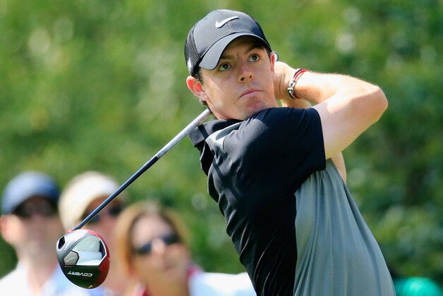 AUGUSTA, GA - APRIL 11:  Rory McIlroy of Northern Ireland hits a tee shot on the seventh tee during the second round of the 2014 Masters Tournament at Augusta National Golf Club on April 11, 2014 in Augusta, Georgia.  (Photo by Rob Carr/Getty Images)