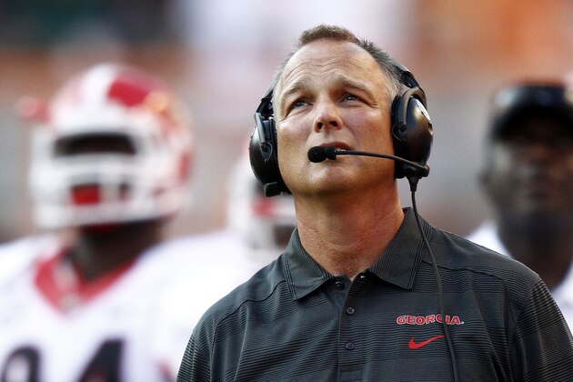 ADVANCE FOR WEEKEND EDITIONS, OCT. 26-27 - FILE - In this Oct. 5, 2013, file photo, Georgia head coach Mark Richt looks up from the sidelines in the third quarter of an NCAA college football game against Tennessee in Knoxville, Tenn. In a span of only three weeks, Georgia has dropped from No. 6 in The AP Top 25 to being unranked as it has an open week to prepare for its Nov. 2 game against Florida.  (AP Photo/Wade Payne, File)