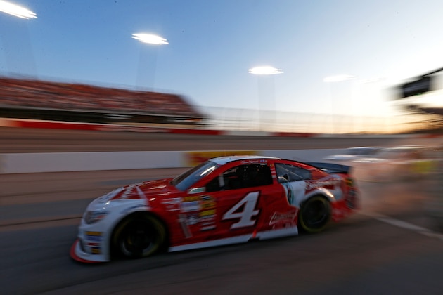 DARLINGTON, SC - APRIL 12:  Kevin Harvick, driver of the