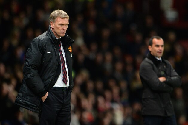MANCHESTER, ENGLAND - DECEMBER 04:  Manchester United Manager David Moyes looks on during the Barclays Premier League match between Manchester United and Everton at Old Trafford on December 4, 2013 in Manchester, England.  (Photo by Michael Regan/Getty Images)