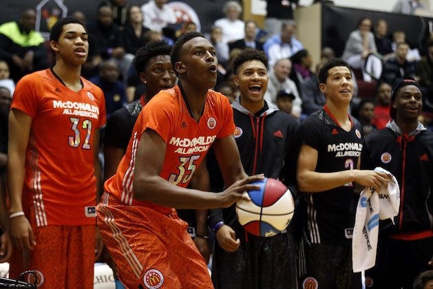 McDonald's East All-American Myles Turner, of Bedford, Texas, competes in the three-point shootout during the McDonald's All-American Jam Fest at the University of Chicago in Chicago, on Monday, March 31, 2014. (AP Photo/Andrew A. Nelles)
