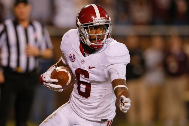 STARKVILLE, MS - NOVEMBER 16: Ha Ha Clinton-Dix #6 of the Alabama Crimson Tide intercepts a touchdown reception intended for Jameon Lewis #4 of the Mississippi State Bulldogs at Davis Wade Stadium on November 16, 2013 in Starkville, Mississippi. (Photo by Kevin C. Cox/Getty Images) STARKVILLE, MS - NOVEMBER 16: Ha Ha Clinton-Dix #6 of the Alabama Crimson Tide intercepts a touchdown reception intended for Jameon Lewis #4 of the Mississippi State Bulldogs at Davis Wade Stadium on November 16, 2013 in Starkville, Mississippi. (Photo by Kevin C. Cox/Getty Images)