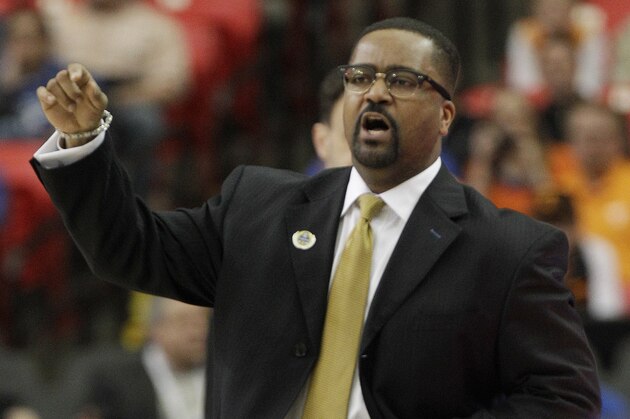 Missouri head coach Frank Haith speaks to his players against Florida during the first half of an NCAA college basketball game in the quarterfinal round of the Southeastern Conference men's tournament, Friday, March 14, 2014, in Atlanta. (AP Photo/Steve Helber)