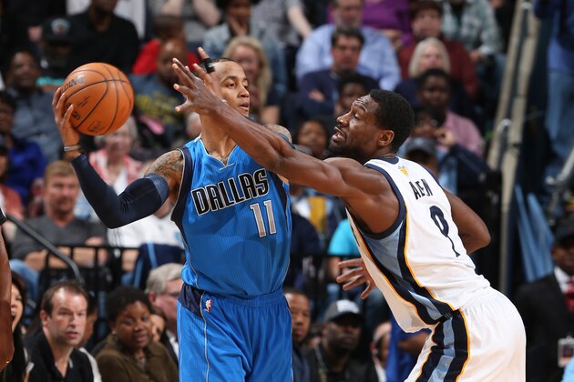 MEMPHIS, TN - APRIL 16: Monta Ellis #11 of the Dallas Mavericks handles the ball against Tony Allen #9 of the Memphis Grizzlies on April 16, 2014 at FedExForum in Memphis, Tennessee. NOTE TO USER: User expressly acknowledges and agrees that, by downloading and or using this photograph, User is consenting to the terms and conditions of the Getty Images License Agreement. Mandatory Copyright Notice: Copyright 2014 NBAE (Photo by Joe Murphy/NBAE via Getty Images)