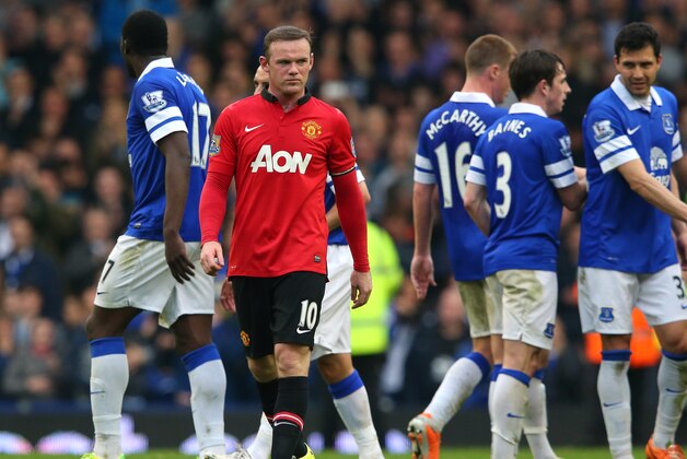 LIVERPOOL, ENGLAND - APRIL 20:  Wayne Rooney of Manchester United walks off the pitch after the Barclays Premier League match between Everton and Manchester United at Goodison Park on April 20, 2014 in Liverpool, England.  (Photo by Alex Livesey/Getty Images)