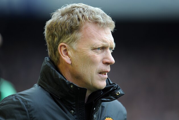 Manchester United's manager David Moyes looks on during their English Premier League soccer match against Everton at Goodison Park in Liverpool, England, Sunday April 20, 2014. (AP Photo/Clint Hughes)