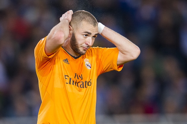 SAN SEBASTIAN, SPAIN - APRIL 05:  Karim Benzema of Real Madrid reacts during the La Liga match between Real Sociedad and Real Madrid CF at Estadio Anoeta on April 5, 2014 in San Sebastian, Spain.  (Photo by Juan Manuel Serrano Arce/Getty Images)