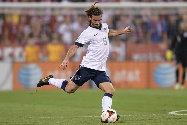COLUMBUS, OH - SEPTEMBER 10: Kyle Beckerman #5 of the United States Men's National Team in action against Mexico at Columbus Crew Stadium on September 10, 2013 in Columbus, Ohio. (Photo by Jamie Sabau/Getty Images) COLUMBUS, OH - SEPTEMBER 10: Kyle Beckerman #5 of the United States Men's National Team in action against Mexico at Columbus Crew Stadium on September 10, 2013 in Columbus, Ohio. (Photo by Jamie Sabau/Getty Images)