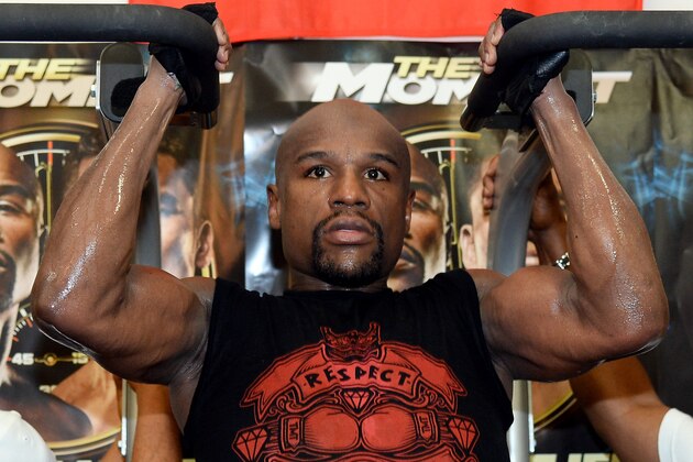 LAS VEGAS, NV - APRIL 22:  Boxer Floyd Mayweather Jr. works out at the Mayweather Boxing Club on April 22, 2014 in Las Vegas, Nevada. Mayweather will face Marcos Maidana in a 12-round world championship unification bout in Las Vegas on May 3.  (Photo by Ethan Miller/Getty Images)