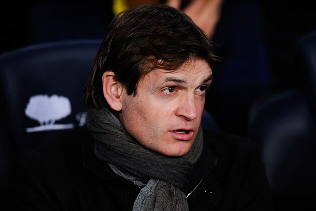 BARCELONA, SPAIN - APRIL 06:  Head coach Tito Vilanova of FC Barcelona looks on from the bench prior to the La Liga match between FC Barcelona and RCD Mallorca at Camp Nou on April 6, 2013 in Barcelona, Spain.  (Photo by David Ramos/Getty Images)