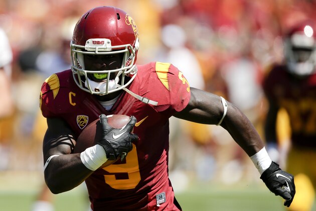 Southern California Marqise Lee runs against Boston College during the first half of an NCAA college football game in Los Angeles, Saturday, Sept. 14, 2013. (AP Photo/Chris Carlson)