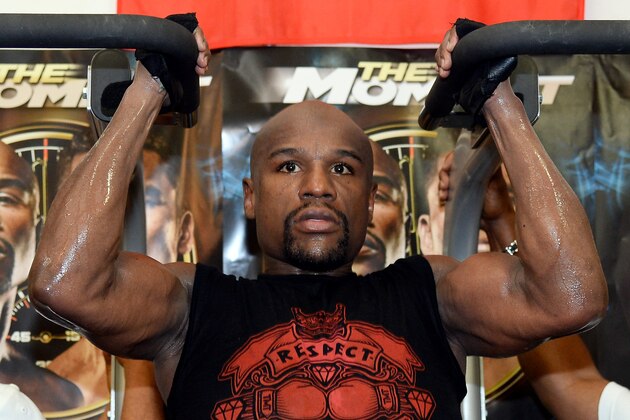 LAS VEGAS, NV - APRIL 22:  Boxer Floyd Mayweather Jr. works out at the Mayweather Boxing Club on April 22, 2014 in Las Vegas, Nevada. Mayweather will face Marcos Maidana in a 12-round world championship unification bout in Las Vegas on May 3.  (Photo by Ethan Miller/Getty Images)