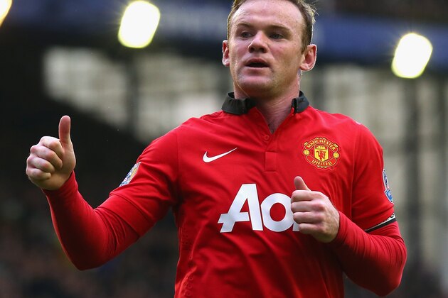 LIVERPOOL, ENGLAND - APRIL 20:  Wayne Rooney of Manchester United gives a thumbs up during the Barclays Premier League match between Everton and Manchester United at Goodison Park on April 20, 2014 in Liverpool, England.  (Photo by Alex Livesey/Getty Images)