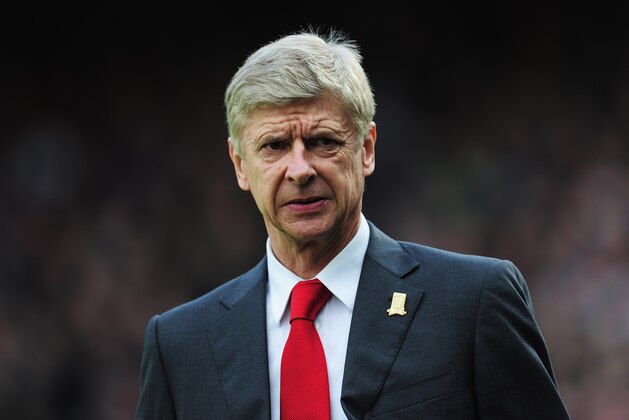 LONDON, ENGLAND - OCTOBER 26:  Arsene Wenger, manager of Arsenal looks on during the Barclays Premier League match between Crystal Palace and Arsenal at Selhurst Park on October 26, 2013 in London, England.  (Photo by Shaun Botterill/Getty Images)