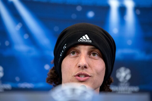 MADRID, SPAIN - APRIL 21:  Chelsea FC player David Luiz answers questions from the media during a press conference the day before the UEFA Champions League Semifinal first leg match between Club Atletico de Madrid and Chelsea FC at Vicente Calderon Stadium on April 21, 2014 in Madrid, Spain.  (Photo by Gonzalo Arroyo Moreno/Getty Images)