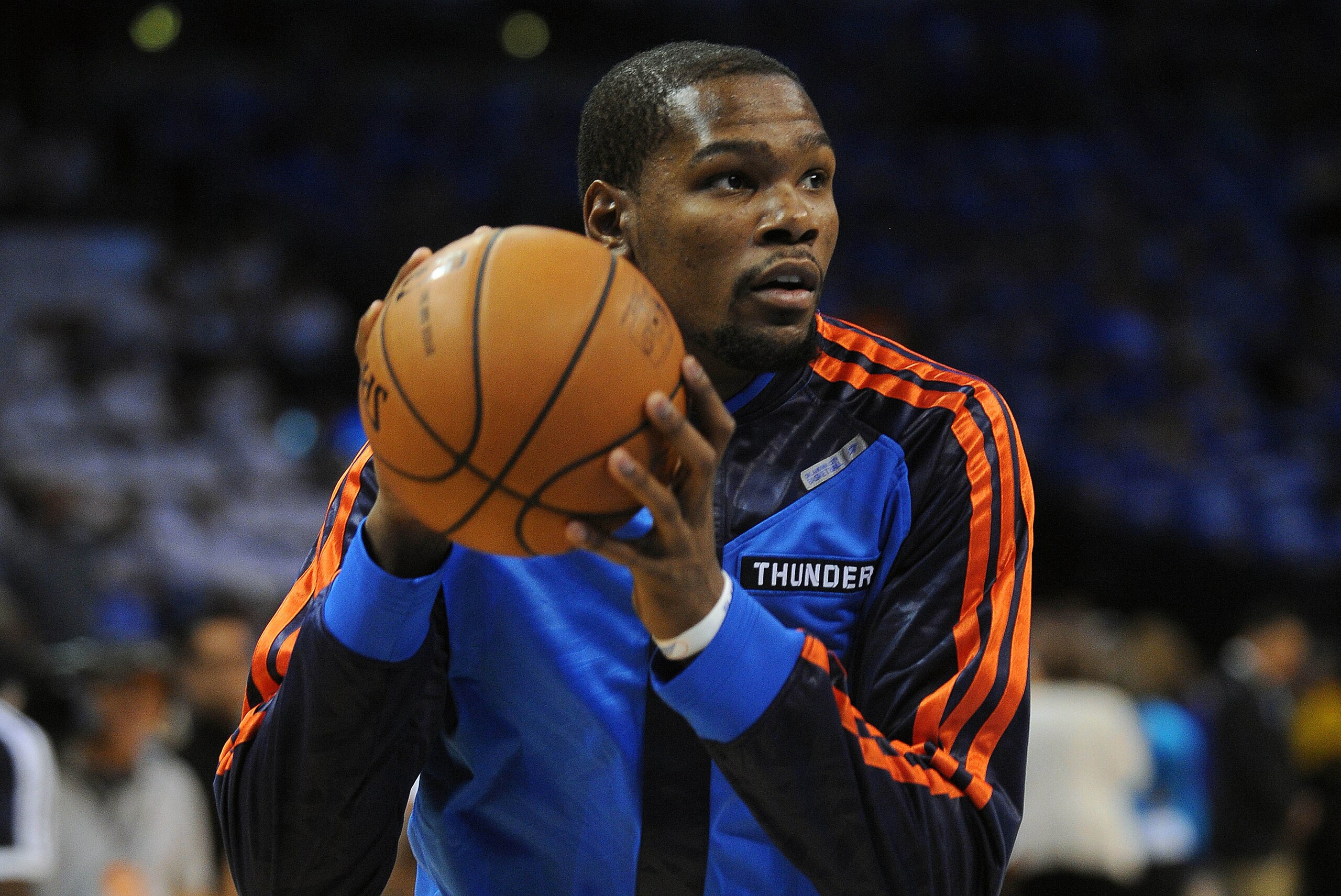 Apr 21, 2014; Oklahoma City, OK, USA; Oklahoma City Thunder forward Kevin Durant (35) warms up prior to action against the Memphis Grizzlies in game two during the first round of the 2014 NBA Playoffs at Chesapeake Energy Arena. Mandatory Credit: Mark D. Smith-USA TODAY Sports Apr 21, 2014; Oklahoma City, OK, USA; Oklahoma City Thunder forward Kevin Durant (35) warms up prior to action against the Memphis Grizzlies in game two during the first round of the 2014 NBA Playoffs at Chesapeake Energy Arena. Mandatory Credit: Mark D. Smith-USA TODAY Sports