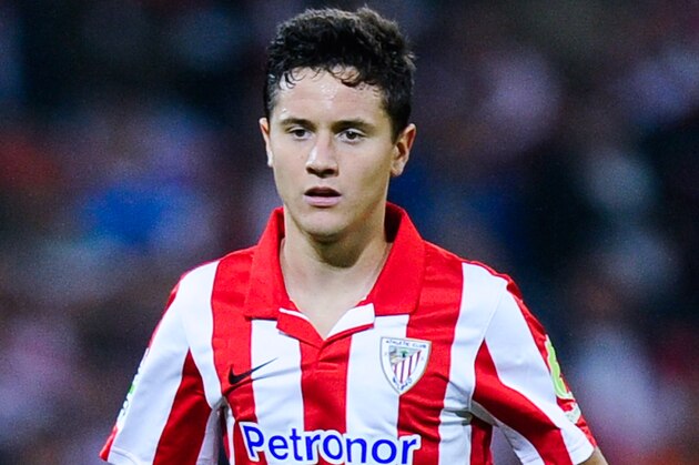 BILBAO, SPAIN - SEPTEMBER 16:  Ander Herrera of Athletic Club looks on during the La Liga match between Athletic Club and RC Celta de Vigo at San Mames Stadium on September 16, 2013 in Bilbao, Spain.  (Photo by David Ramos/Getty Images)