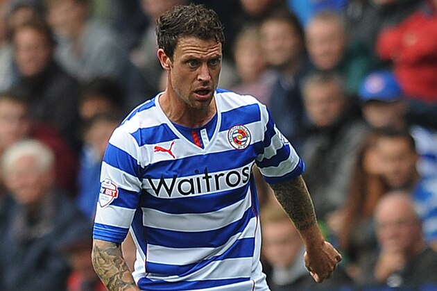 READING, ENGLAND - AUGUST 17: Wayne Bridge of Reading attacks during the Sky Bet Championship match between Reading v Watford at The Madejski Stadium on August 17, 2013 in Reading, England. (Photo by Charlie Crowhurst/Getty Images)