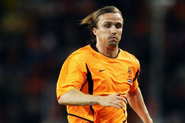 AMSTERDAM - APRIL 30:  Boudewijn Zenden of Holland in action during the International friendly match between Holland and Portugal held on April 30, 2003 in Amsterdam, Holland.  The match ended in a 1-1 draw.  (Photo by Shaun Botterill/Getty Images)