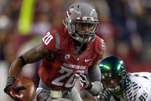 SEATTLE, WA - SEPTEMBER 29:  Safety Deone Bucannon #20 of the Washington State Cougars returns an interception against the Oregon Ducks on September 29, 2012 at CenturyLink Field in Seattle, Washington.  (Photo by Otto Greule Jr/Getty Images)