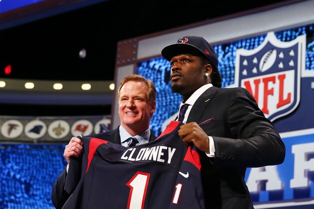 NEW YORK, NY - MAY 08:  Jadeveon Clowney of the South Carolina Gamecocks stands on stage with NFL Commissioner Roger Goodell after he was picked #1 overall by the Houston Texansduring the first round of the 2014 NFL Draft at Radio City Music Hall on May 8, 2014 in New York City.  (Photo by Elsa/Getty Images)
