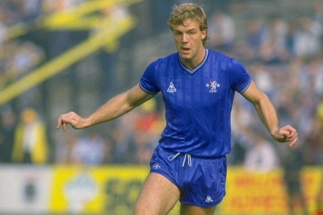 Sep 1985:  Kerry Dixon of Chelsea in action during a Canon League Division One match against Watford at the Vicarage Road Stadium in Watford, England. Watford won the match 3-1. \ Mandatory Credit: David  Cannon/Allsport