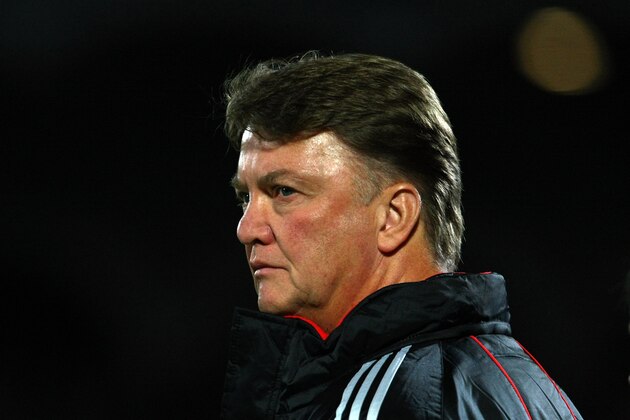 BORDEAUX, FRANCE - OCTOBER 21:  Louis Van Gaal of FC Bayern Muenchen looks on prior to the UEFA Champions League Group A match between Bordeaux and FC Bayern Muenchen at the Stade Chaban-Delmas on October 21, 2009 in Bordeaux, France.  (Photo by Clive Rose/Getty Images)