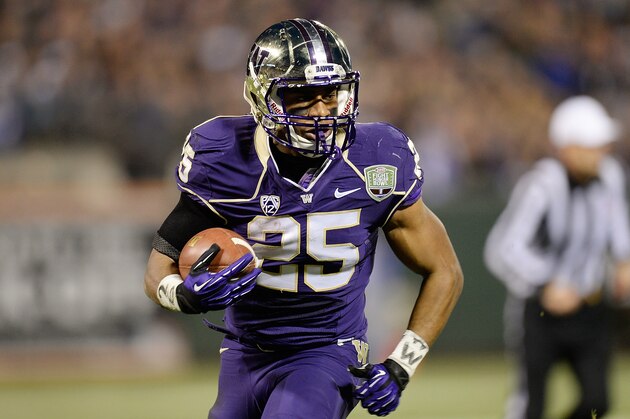 SAN FRANCISCO, CA - DECEMBER 27:  Bishop Sankey #25 of the Washington Huskies rushes for a twelve yard touchdown against the BYU Cougars during the first quarter in the Fight Hunger Bowl at AT&T Park on December 27, 2013 in San Francisco, California.  (Photo by Thearon W. Henderson/Getty Images)
