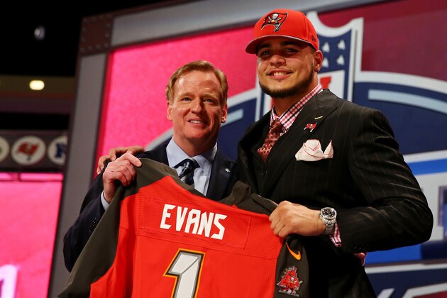 NEW YORK, NY - MAY 08:  Mike Evans of the Texas A&M Aggies poses w NFL Commissioner Roger Goodell after he was picked #7 overall by the Tampa Bay Buccaneers during the first round of the 2014 NFL Draft at Radio City Music Hall on May 8, 2014 in New York City.  (Photo by Elsa/Getty Images)