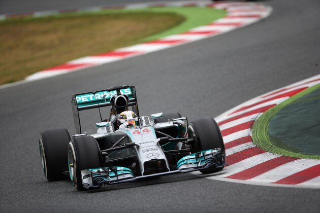 MONTMELO, SPAIN - MAY 11:  Lewis Hamilton of Great Britain and Mercedes GP drives during the Spanish Formula One Grand Prix at Circuit de Catalunya on May 11, 2014 in Montmelo, Spain.  (Photo by Paul Gilham/Getty Images)