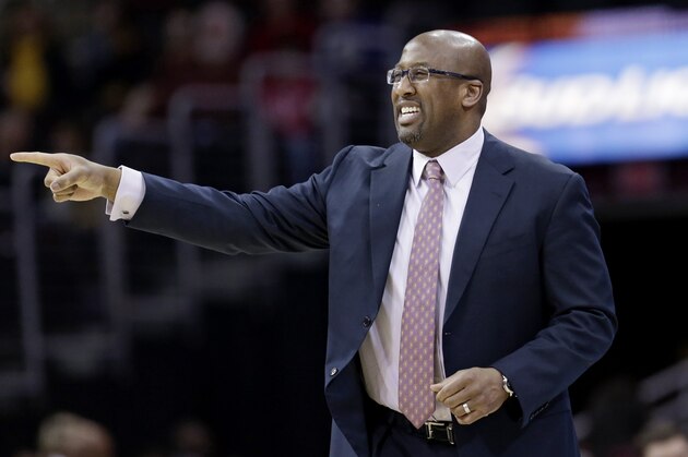 Cleveland Cavaliers head coach Mike Brown points during an NBA basketball game against the Toronto Raptors Tuesday, March 25, 2014, in Cleveland. (AP Photo/Tony Dejak)