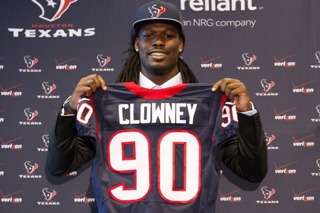 HOUSTON, TX - MAY 09:  Jadeveon Clowney displays his Houston Texans jersey as he is introduced at Reliant Stadium on May 9, 2014 in Houston, Texas. Clowney was selected by the Texans with the first overall pick in the 2014 NFL draft. (Photo by Bob Levey/Getty Images)