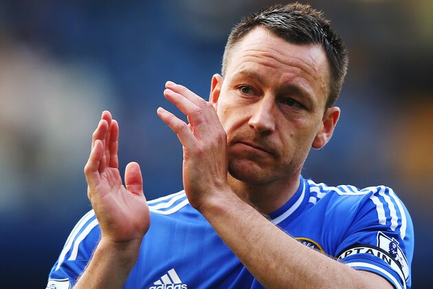 LONDON, ENGLAND - MAY 04:  John Terry of Chelsea acknowledges the crowd following the Barclays Premier League match between Chelsea and Norwich City at Stamford Bridge on May 4, 2014 in London, England.  (Photo by Clive Rose/Getty Images)
